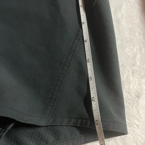 Athleta Athletic Shorts-size 2 - Picture 4 of 6
